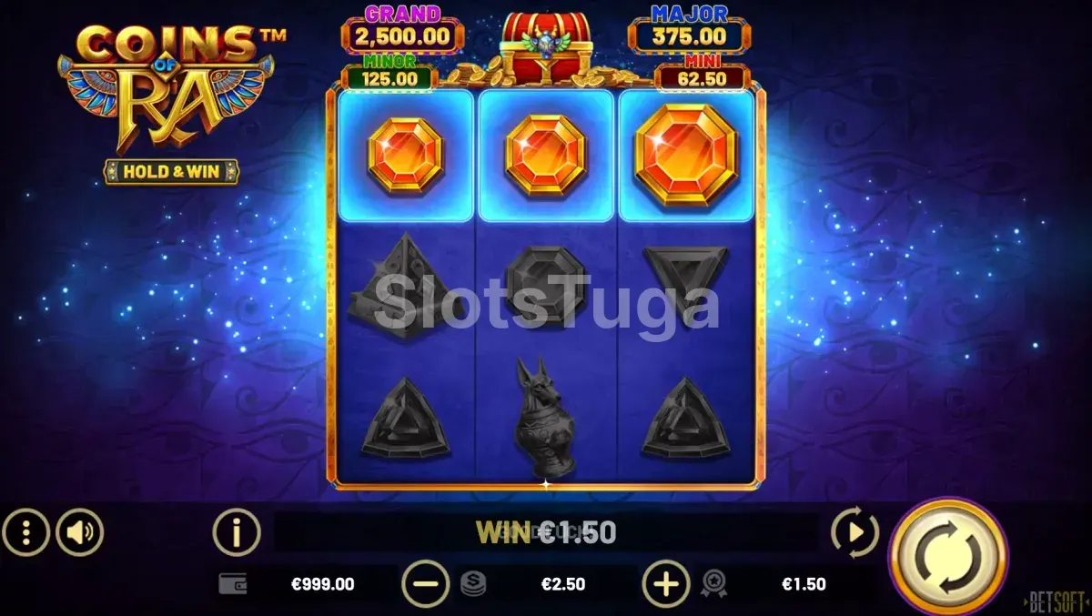 Segunda visão do jogo base da slot Coins of Ra com combinação vencedora