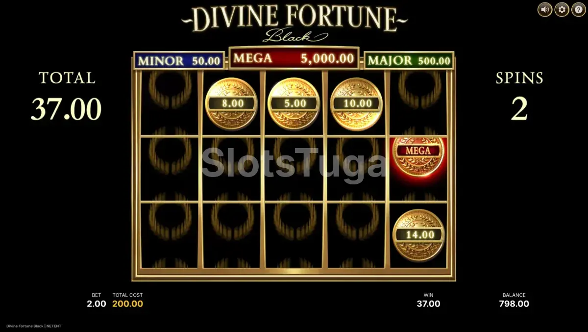 Rodadas grátis ativadas na Divine Fortune Black com wilds em cascata