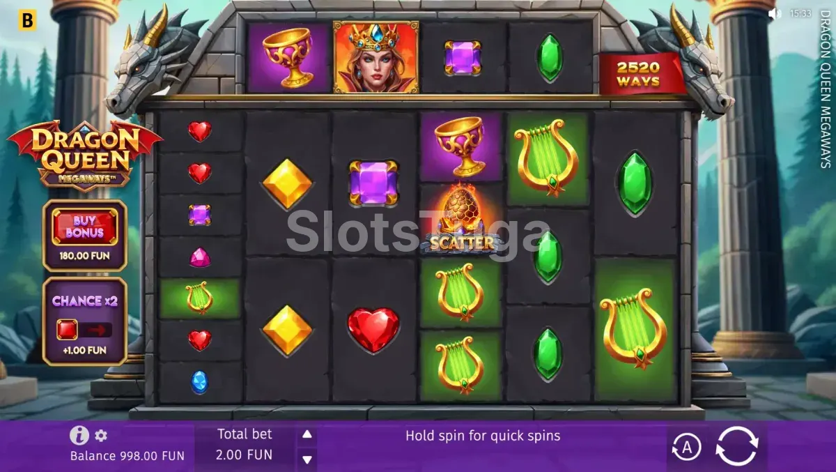 Tela principal do jogo Dragon Queen Megaways com os rouleaux em ação