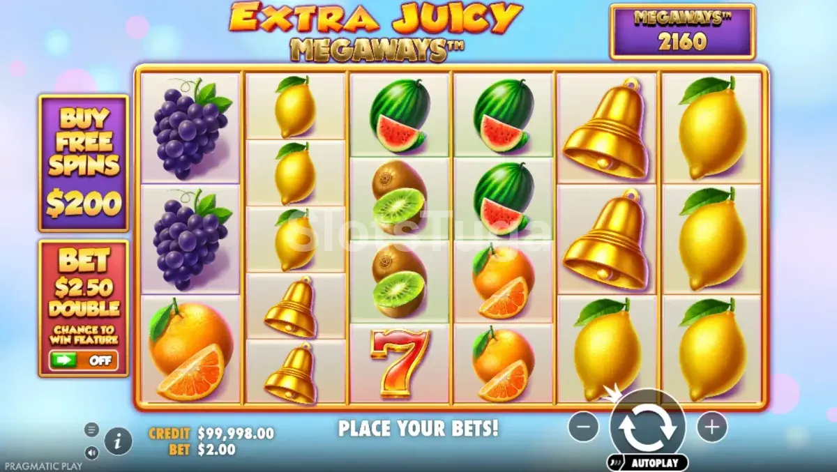 Tela principal da slot Extra Juicy Megaways com rolos cheios de frutas coloridas