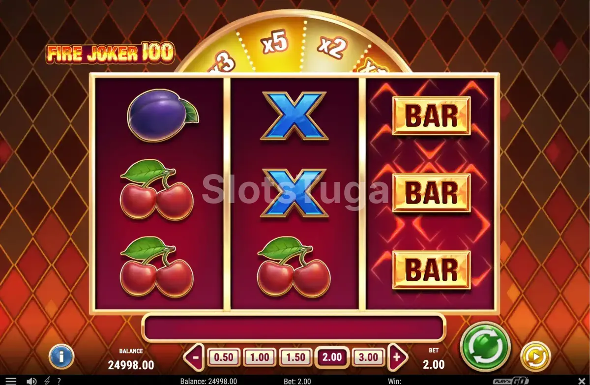 Fire Joker 100: três rolos de três posições com uma ameixa, cerejas, dois símbolos X azuis e três BAR dourados, a roda de multiplicadores em fundo e os botões de aposta por baixo.