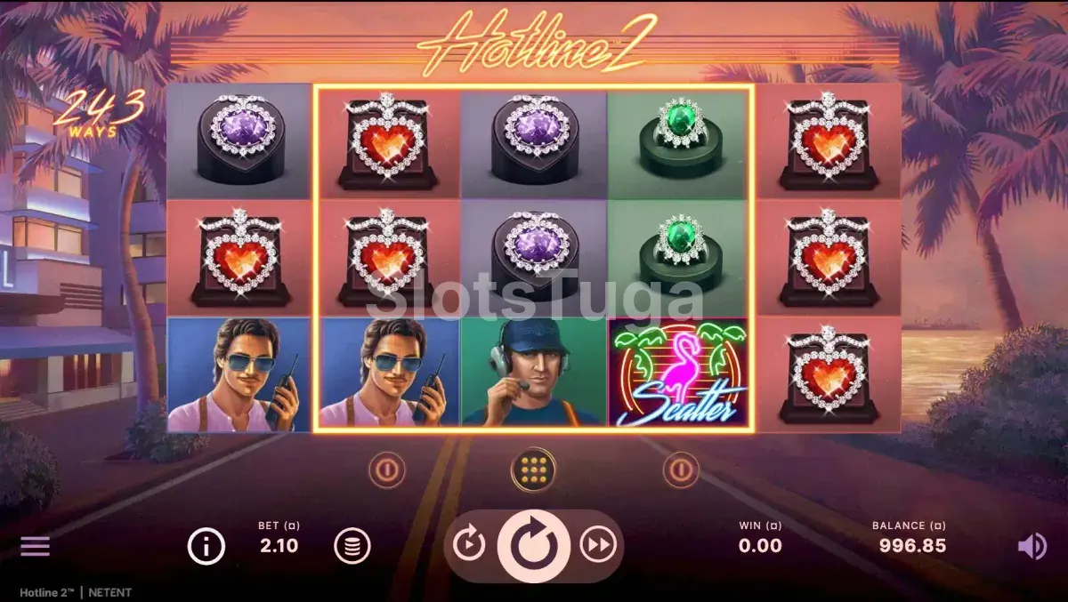 Jogo base da slot Hotline 2 com cenário de Miami ao pôr do sol