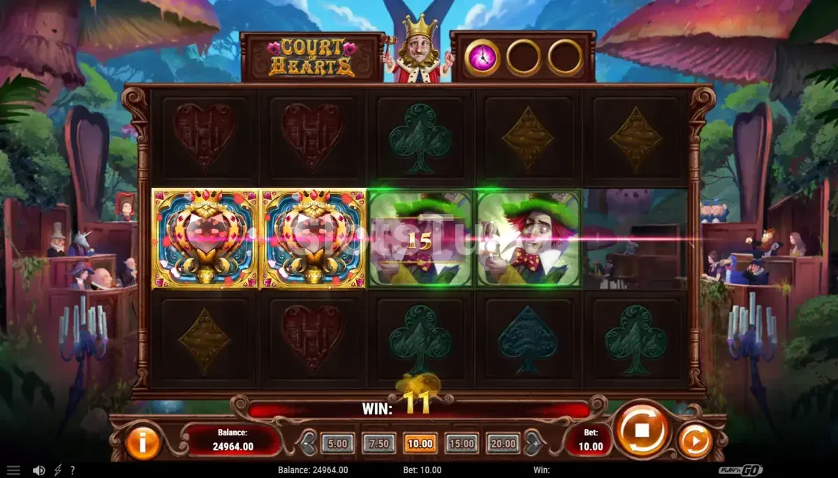 Resultado de giro com wild do Rabbit Hole Riches em ação