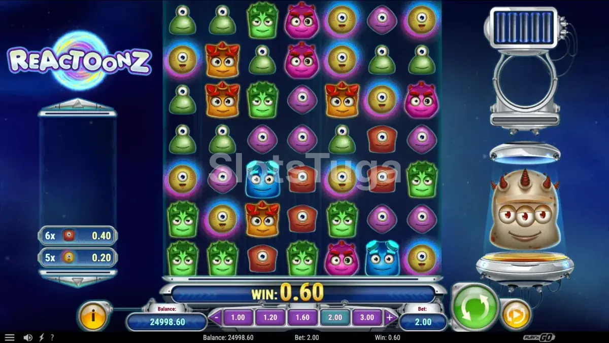 Jogo base do Reactoonz com alienígenas coloridos na grade