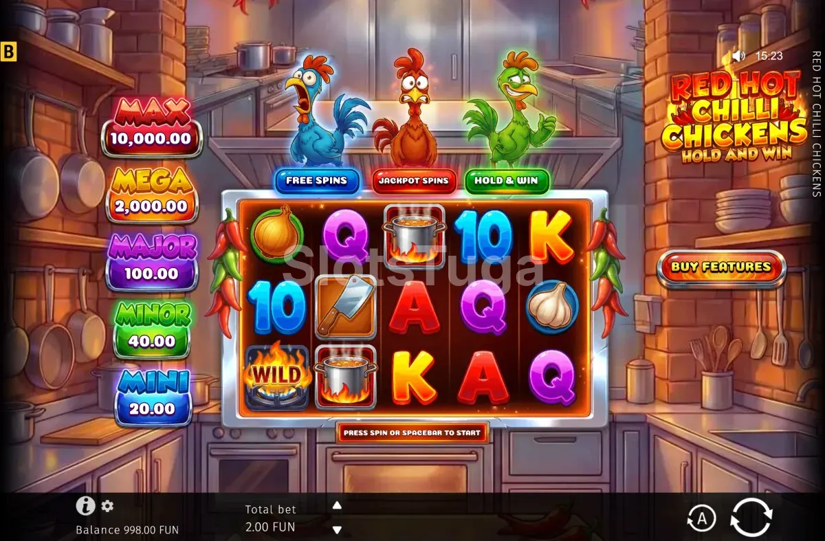 Red Hot Chilli Chickens em jogo base: uma grelha de cinco por três numa cozinha de tijolo, com cebolas, alhos, um cutelo, tachos ao lume e um wild em chamas, três galinhas assustadas por cima dos potes de rodadas grátis, jackpot e Hold & Win, e a escada de jackpots Max, Mega, Major, Minor e Mini à esquerda.