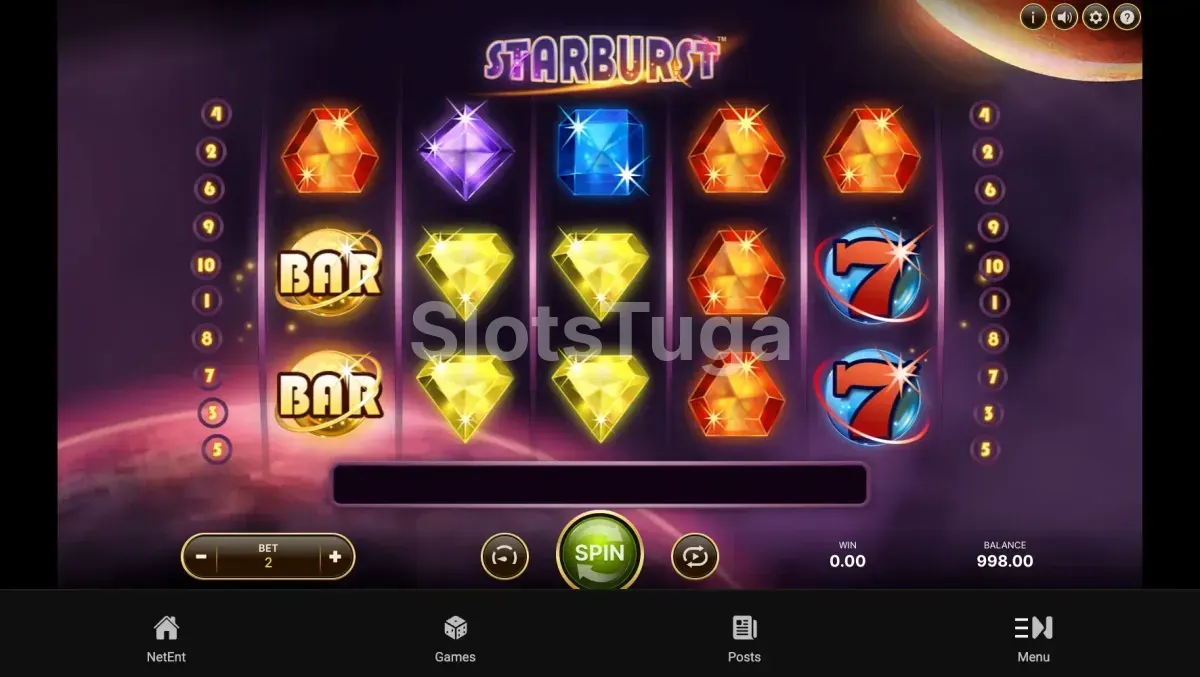 Starburst em jogo base: cinco rolos com gemas laranja, roxas, azuis e amarelas, dois BAR dourados e dois setes vermelhos, com as dez linhas numeradas dos dois lados da grelha, sobre um fundo de galáxia cor-de-rosa e roxa.