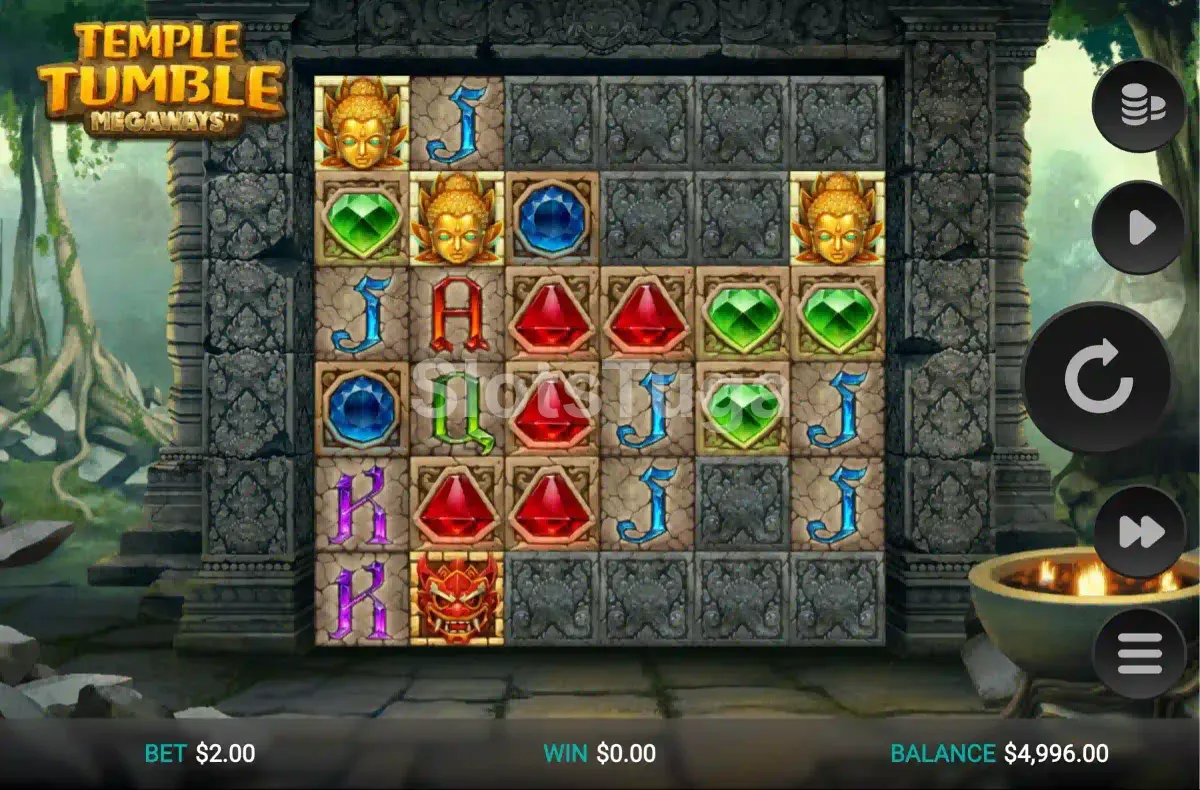 Segunda visão do jogo base Temple Tumble Megaways com símbolos especiais aparecem